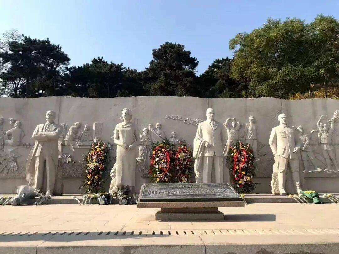 《沉默的荣耀》总编剧人民日报撰文:能感动我们<strong></p>
<p>币圈常见问题</strong>,也一定能打动观众