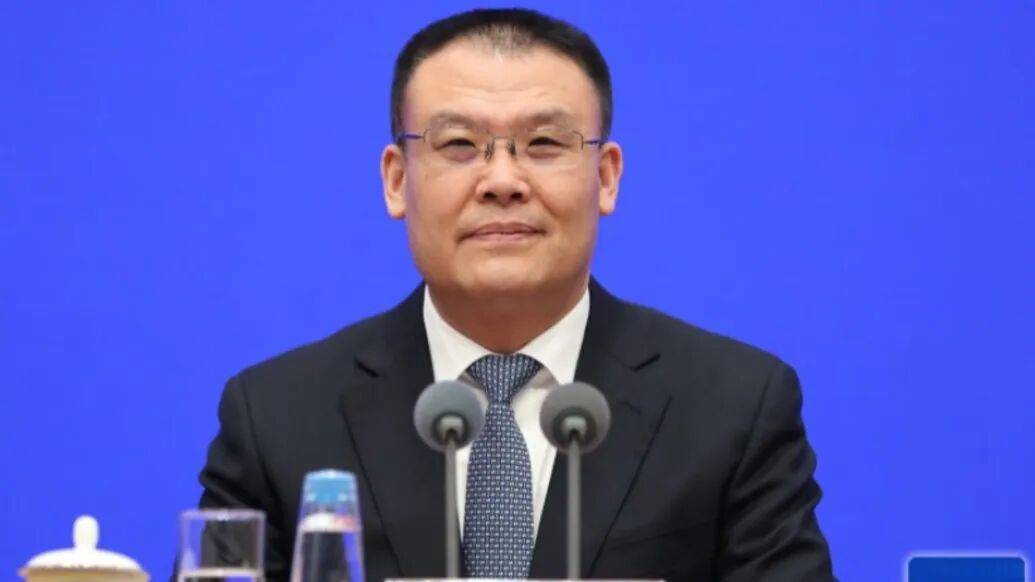 财政部副部长王东伟履新安徽省委常委<strong></p>
<p>币圈常见问题</strong>,河南唐河人