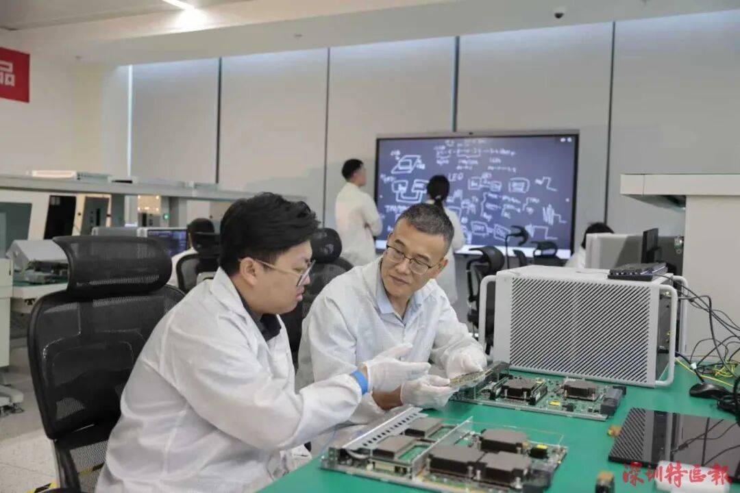 突破封锁<strong></p>
<p>币圈常见问题</strong>！国产！！可满足3-5nm芯片需求！！！