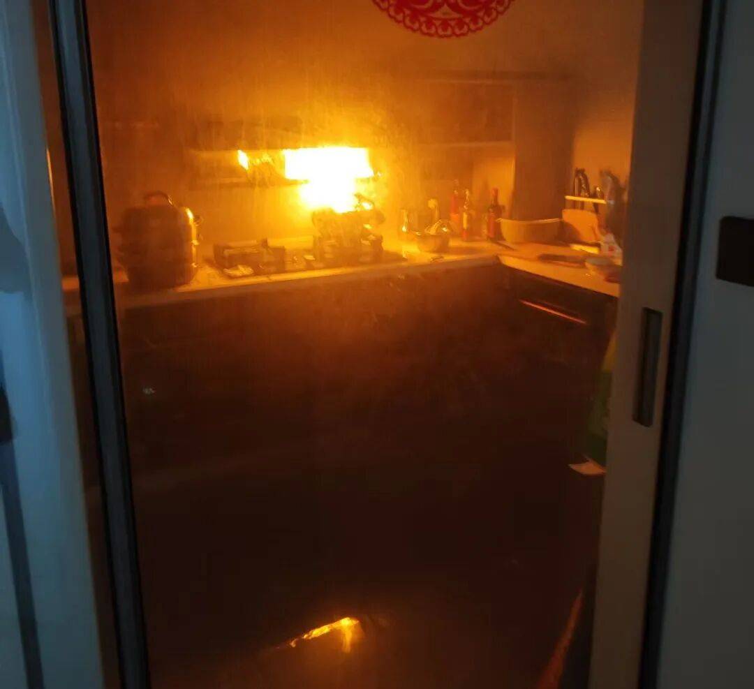 以案为鉴 | 家中起火前<strong></p>
<p>币圈常见问题</strong>,他们都曾接到一通电话……