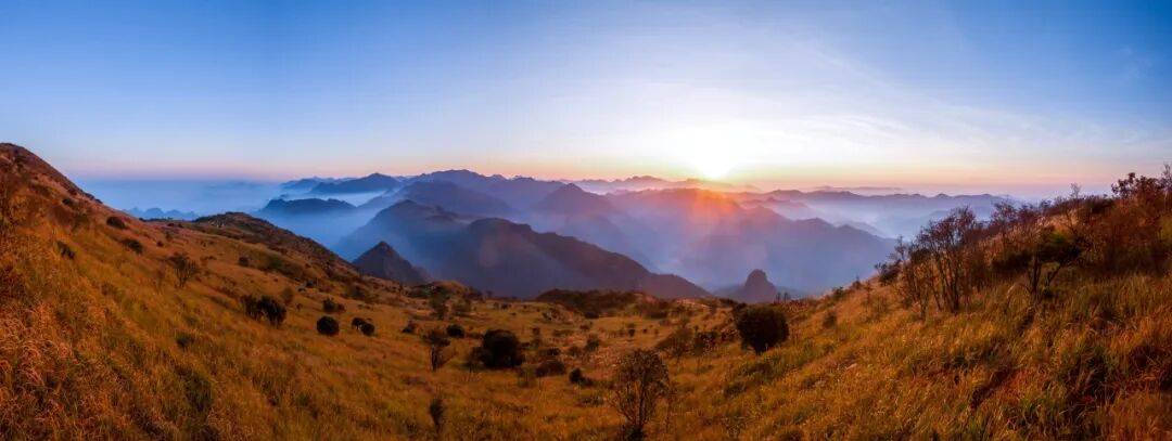 为什么年轻人迷上了爬山？ | 秋高气爽<strong></p>
<p>柚子币行情</strong>，是时候出发了→