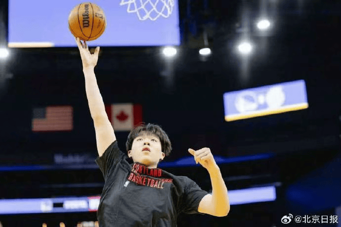 杨瀚森迎NBA常规赛首秀<strong></p>
<p>ccr炒币</strong>，两罚全中拿到个人NBA生涯首分；此前出场时播音字幕都是中文