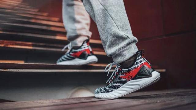 粗暴降薪<strong></p>
<p>ccr炒币</strong>,“一代鞋王”怎么了?