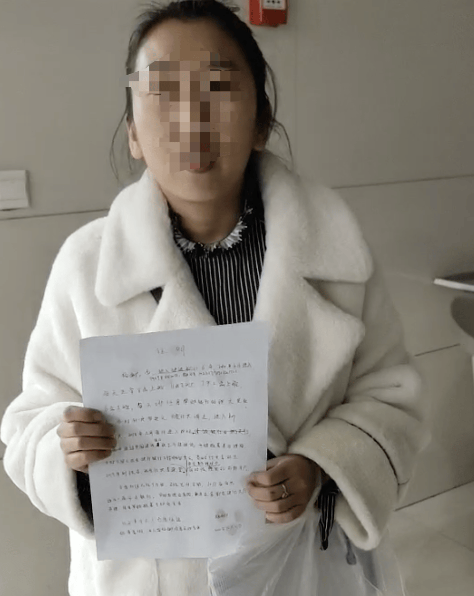 银行大厅里的“业务员”<strong></p>
<p>源币网</strong>,让57名储户的上千万元养老钱打水漂