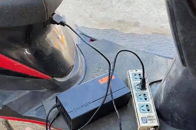 案例警示|电动车消防安全指南<strong></p>
<p>源币网</strong>，您都做到了吗？