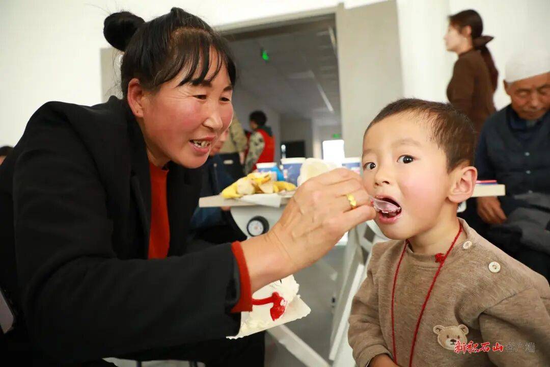 【网络中国节·重阳】党建领航传家风 重阳孝亲颂美德——朝阳社区重阳节主题活动温情举行