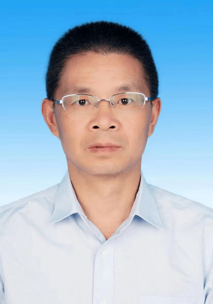 正厅级徐雄飞<strong></p>
<p>钯币</strong>，到福建履新（附简历）