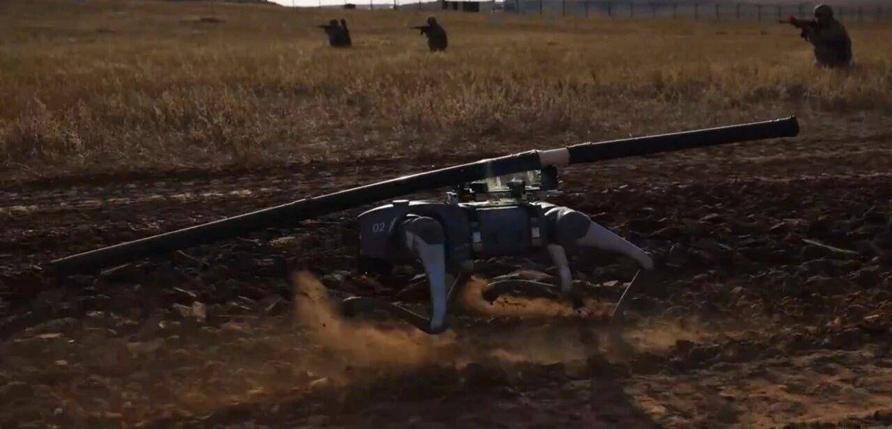 大场面!机器狗、无人机开路<strong></p>
<p>币圈合约</strong>,实兵对抗演练画面公布