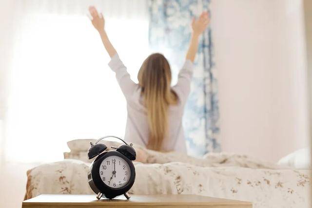 百年难遇“早立冬”来了<strong></p>
<p>币圈一天</strong>！有啥讲究？早看早准备！