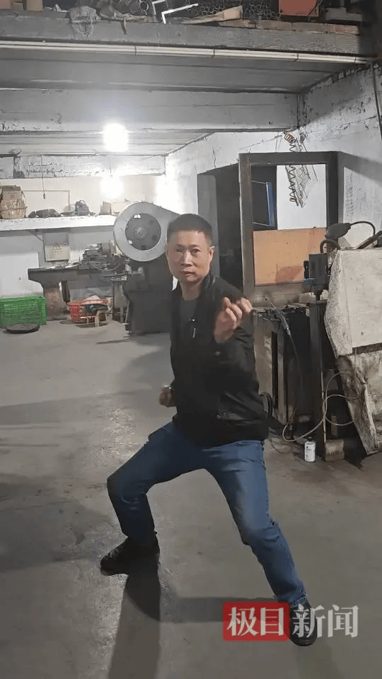 “传家锅”工厂账号粉丝已超260万<strong></p>
<p>币圈一天</strong>，对话锅厂负责人傅家兄弟：30年老锅依然能用，证明当年造锅选择是对的