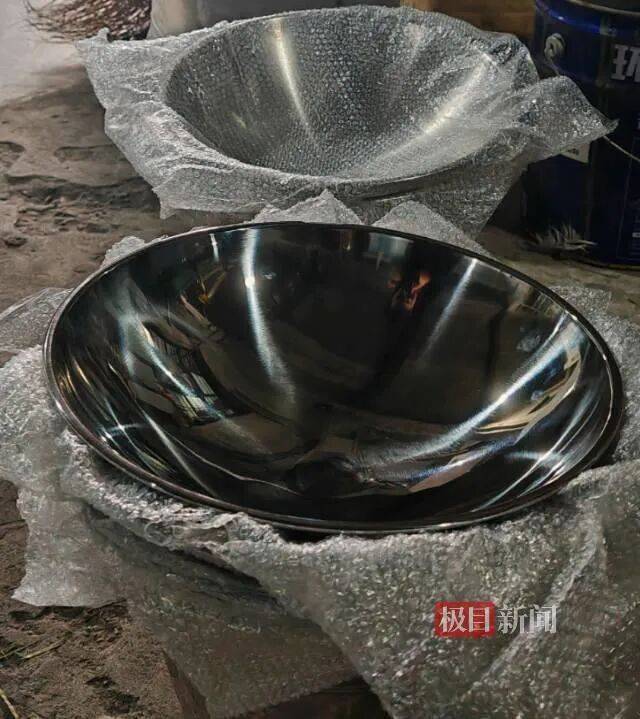 “传家锅”工厂账号粉丝已超260万<strong></p>
<p>币圈一天</strong>，对话锅厂负责人傅家兄弟：30年老锅依然能用，证明当年造锅选择是对的