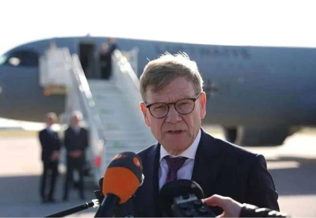 连续有两位国王访华<strong></p>
<p>币圈一天</strong>,其中一位是建交以来首访,证明了什么?