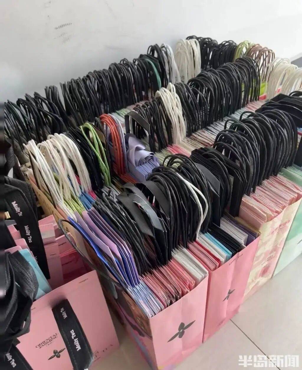 火了！大批人开始囤<strong></p>
<p>合约币行情</strong>，随手扔掉的东西，有人靠它赚了近千元