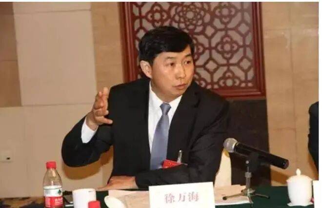 一泌尿外科带头人被查<strong></p>
<p>网络币交易</strong>,上月被免去副校长职务