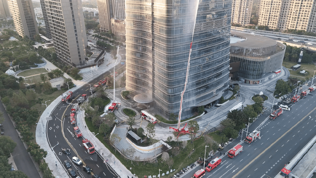 直击339米温州第一高楼“灭火救援现场”<strong></p>
<p>比利币</strong>,多部门紧急联动“以练促战”!