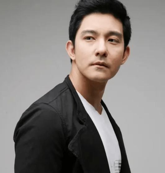 《放羊的星星》主演立威廉确诊甲状腺癌<strong></p>
<p>在线交易</strong>，已进行两次手术；透露目前已99%切除肿瘤