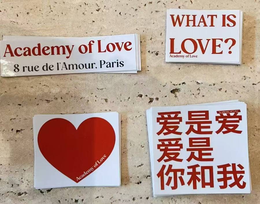 法国人在上海开店<strong></p>
<p>蜜蜂币</strong>，只卖白色衣服竟然火了丨上海滩上洋掌柜