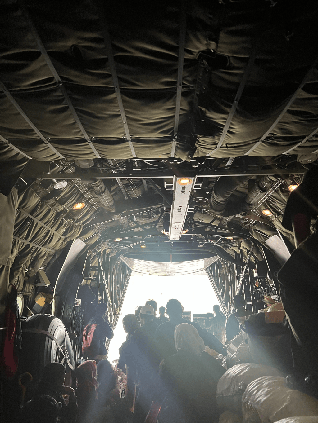 苏门答腊洪灾:千人死亡、毁林恶果、华人自救与亚齐海啸创伤|907编辑部