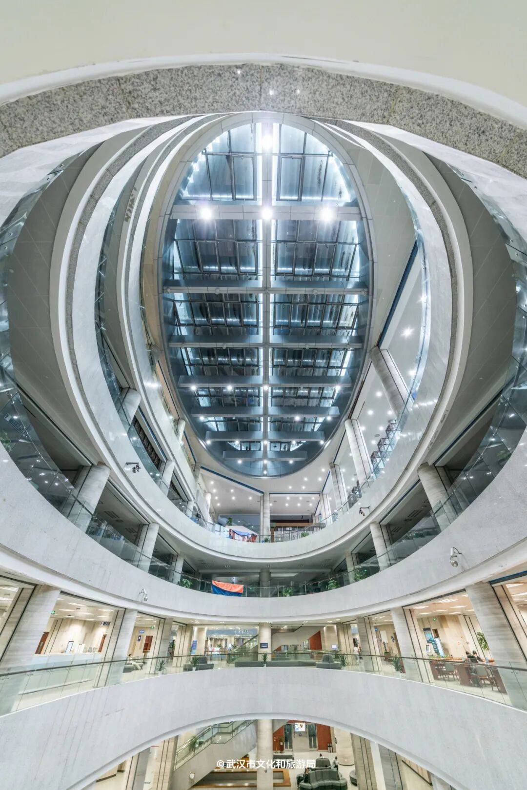 亚洲第一<strong></p>
<p>币圈阿凡提</strong>，世界第二，武汉地铁环线王有多牛？