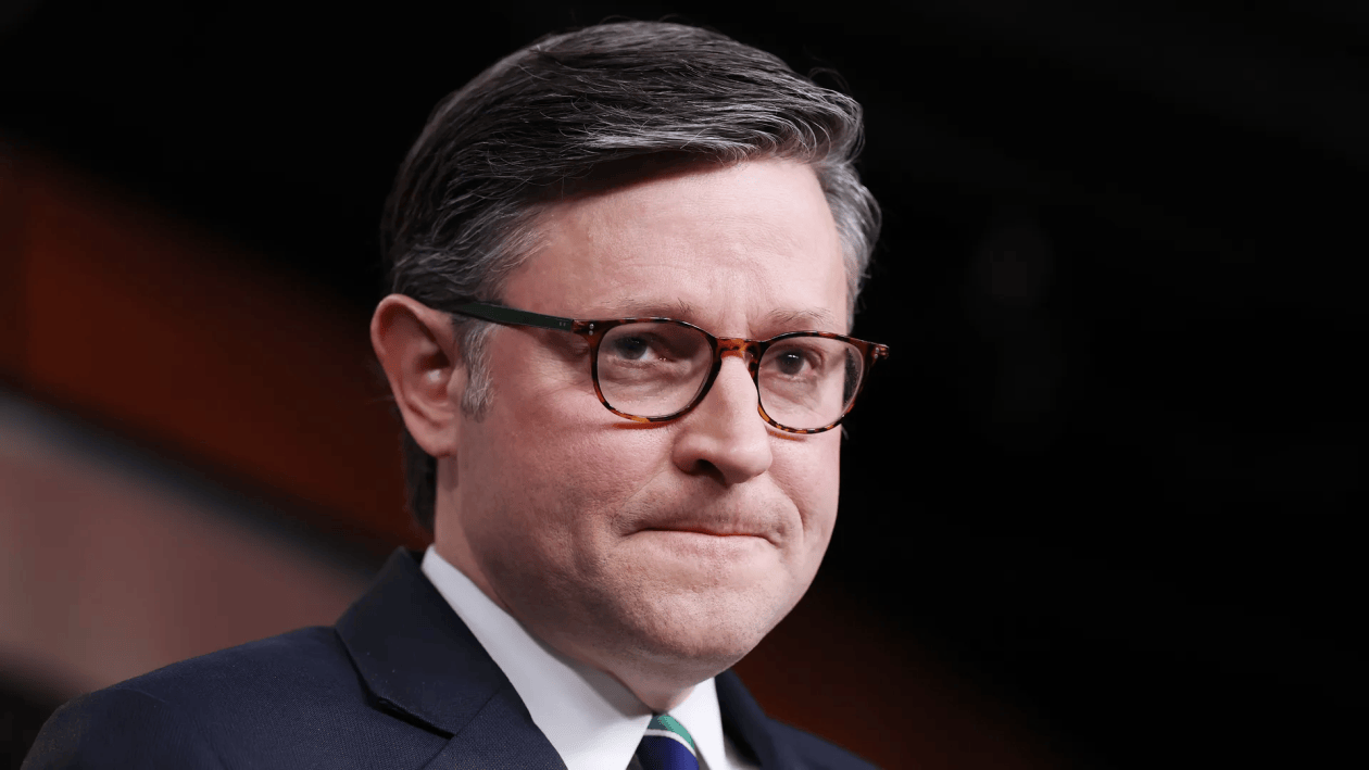 美媒：共和党人称约翰逊大发雷霆，强力施压他们投票支持延长《涉外情报监控法》