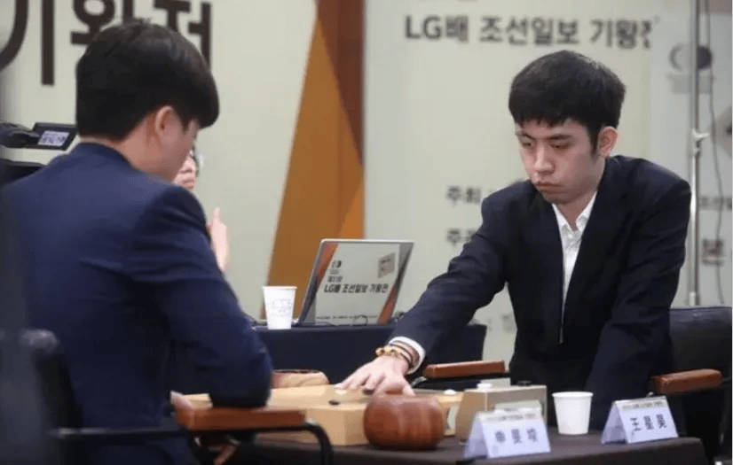 逆转夺下LG杯世界冠军<strong></p>
<p>币安币</strong>，当年的顽童已成中国围棋的领军人物