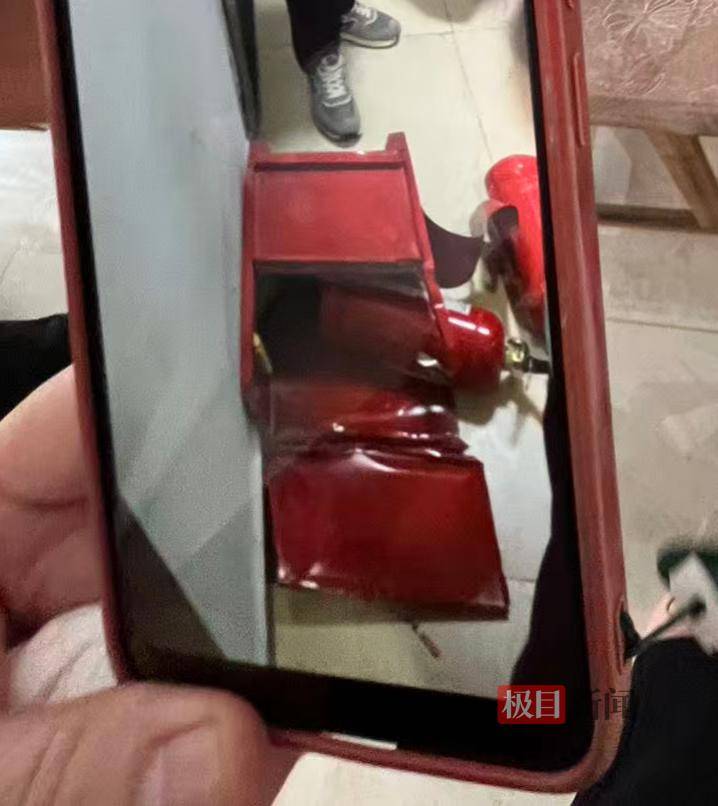 永州一小区发生电梯故障致多人被困<strong></p>
<p>币安币</strong>，一名49岁女子跳出轿厢时坠亡，家属质疑物业保安打开轿厢违规操作