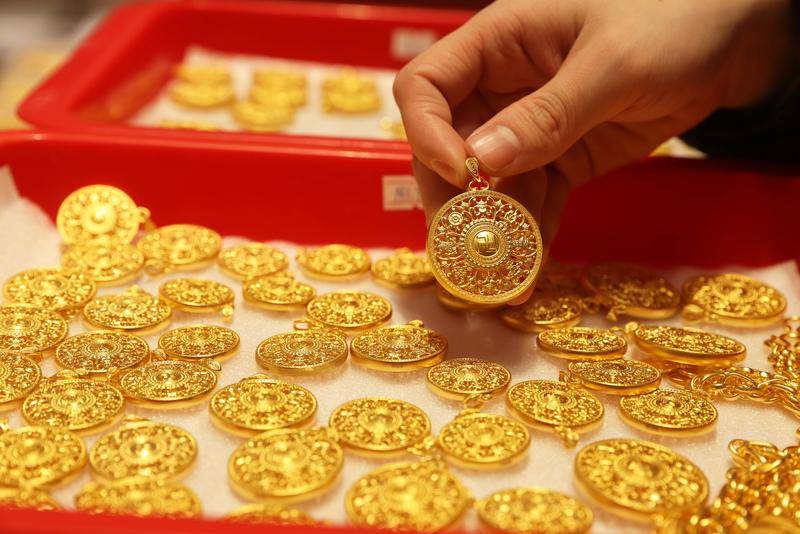 黄金行情180天大反转：失守4000美元<strong></p>
<p>币安币</strong>，牛市终结还是中场休息？